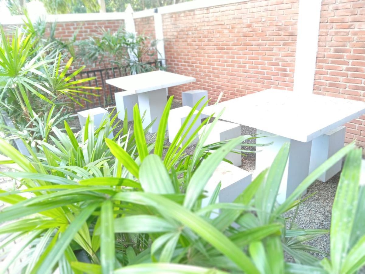 Elephant Park Family Bungalow Udawalawe Εξωτερικό φωτογραφία