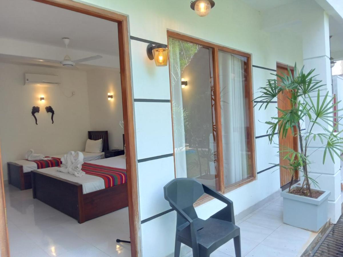 Elephant Park Family Bungalow Udawalawe Εξωτερικό φωτογραφία