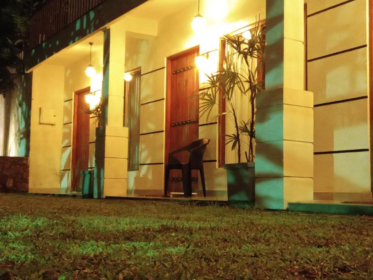 Elephant Park Family Bungalow Udawalawe Εξωτερικό φωτογραφία