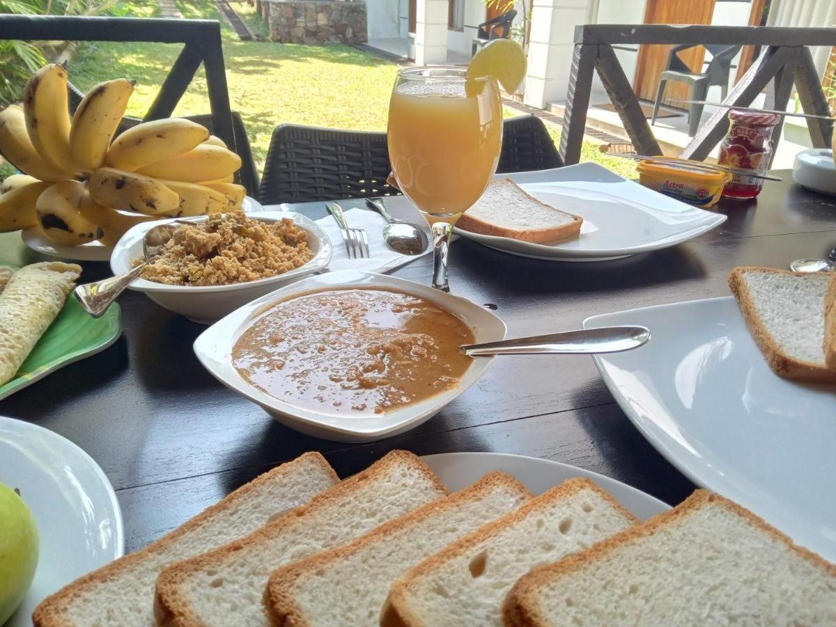 Elephant Park Family Bungalow Udawalawe Εξωτερικό φωτογραφία