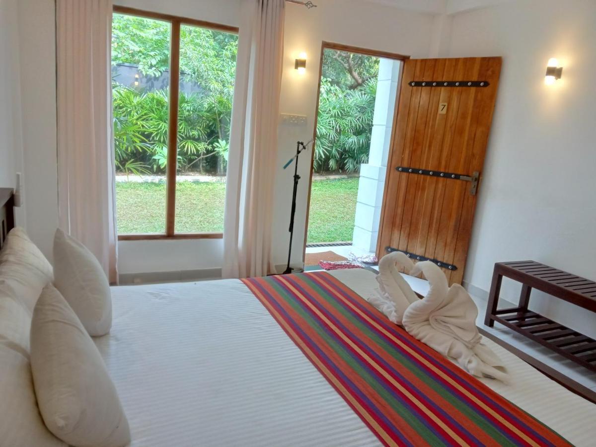 Elephant Park Family Bungalow Udawalawe Εξωτερικό φωτογραφία