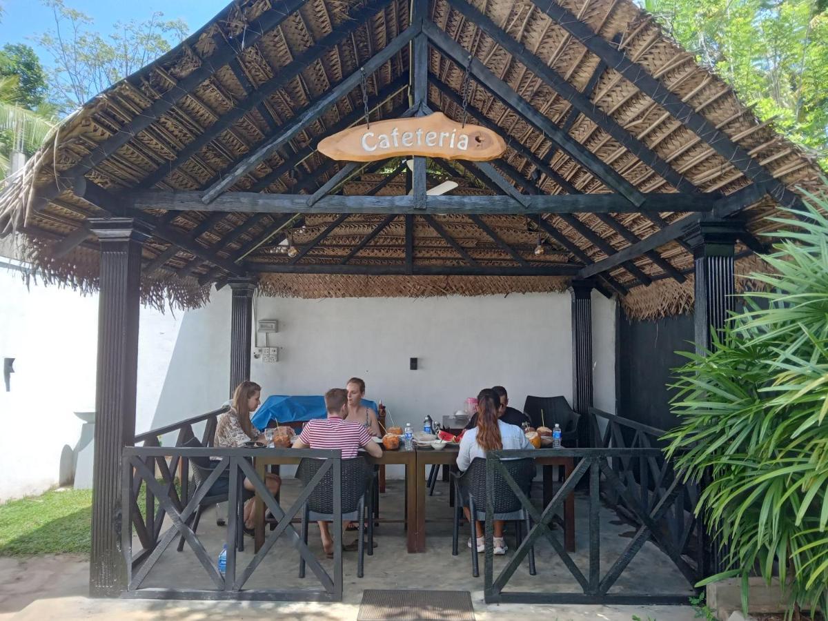 Elephant Park Family Bungalow Udawalawe Εξωτερικό φωτογραφία